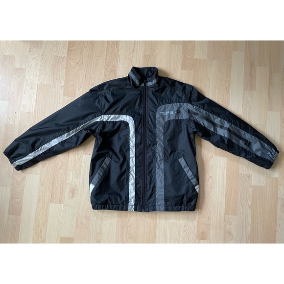 Vintage Nike Windbreaker Jacket - Picture 10 of 10